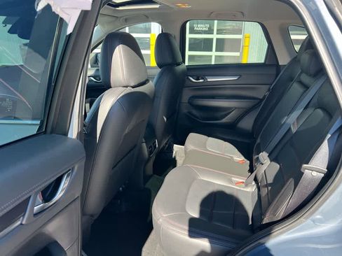 Used 2023 MAZDA CX-5 Carbon Edition image 17