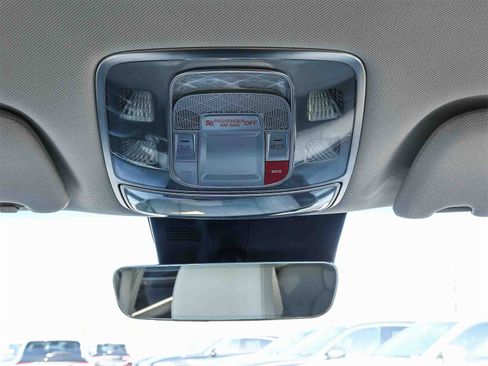 Used 2023 Genesis GV70 2.5T image 16