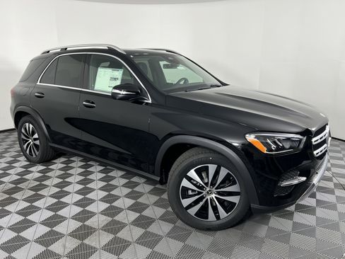 Used 2025 Mercedes-Benz GLE 350 4MATIC image 2