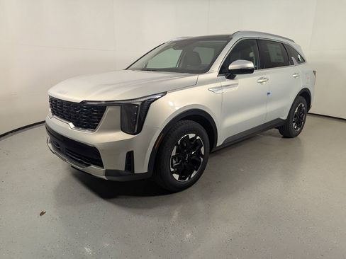 New 2026 Kia Sorento S w/ S Panoramic Sunroof Package image 3