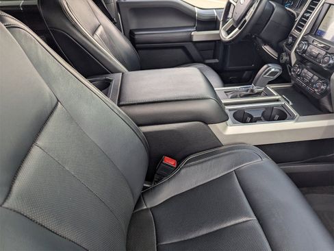 Used 2020 Ford F150 Lariat image 10