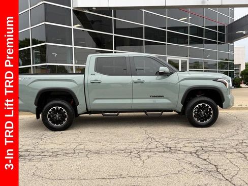 Used 2025 Toyota Tundra SR5 AWD/4WD image 2