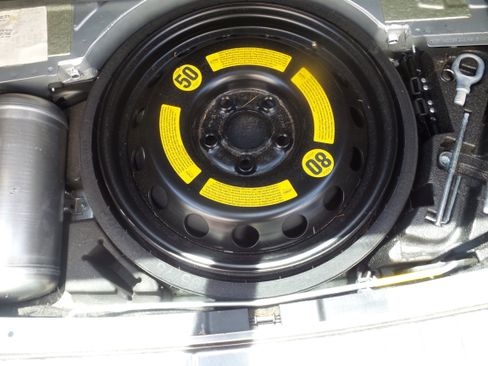 Used 2004 Porsche Cayenne Turbo image 22