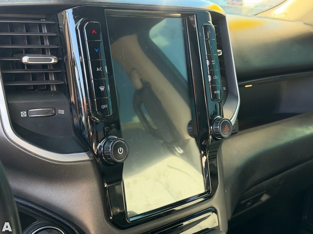 Used 2020 RAM 1500 Big Horn RWD image 9