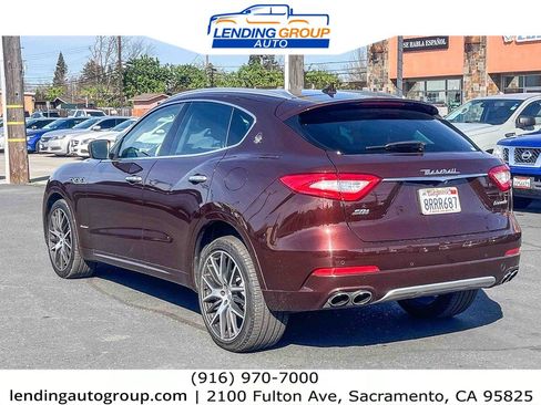 Used 2019 Maserati Levante S GranLusso image 2