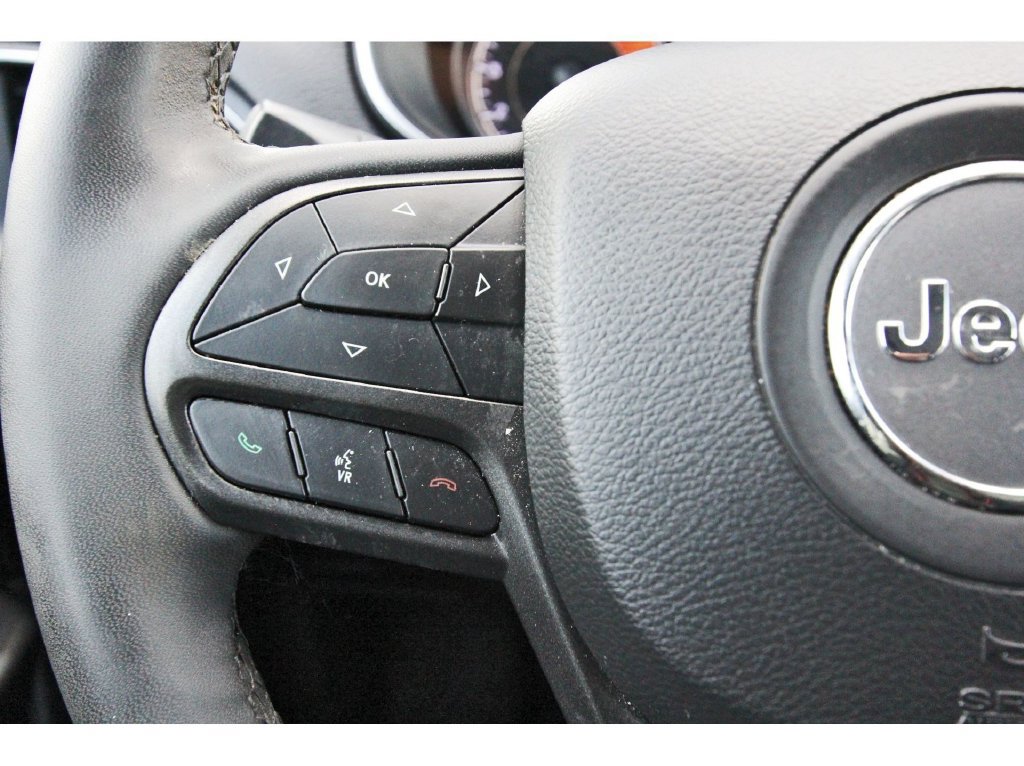 Used 2022 Jeep Cherokee Trailhawk w/ Trailer Tow Group AWD/4WD image 19