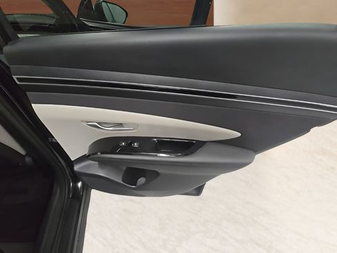 Used 2024 Hyundai Tucson Limited AWD/4WD image 21