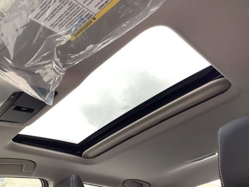 New 2025 Nissan Altima 2.5 SR w/ SR Premium Package image 31