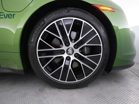 Used 2023 Porsche Taycan w/ Premium Package RWD image 19
