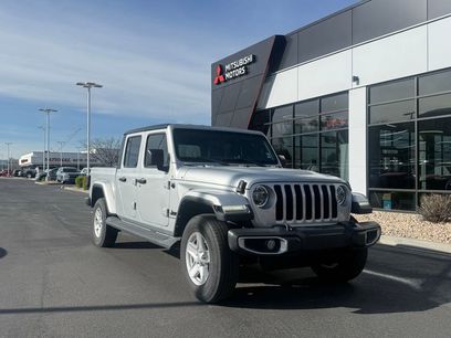Used 2022 Jeep Gladiator Sport