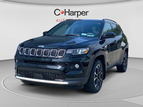 Used 2023 Jeep Compass Limited w/ Sun and Sound Group AWD/4WD image 6