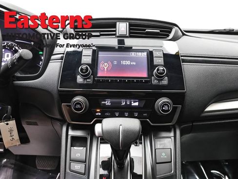 Used 2017 Honda CR-V LX image 11