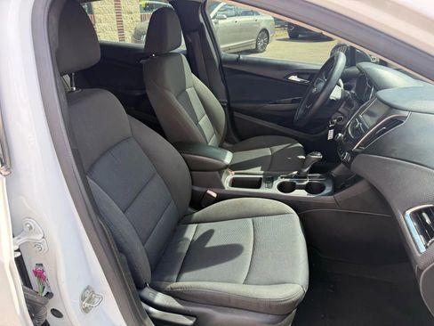 Used 2016 Chevrolet Cruze LT image 26
