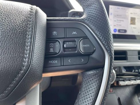 Used 2024 Toyota Tacoma SR5 AWD/4WD image 14
