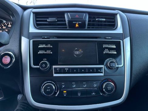 Used 2017 Nissan Altima 2.5 S w/ Power Driver Seat Package FWD image 29