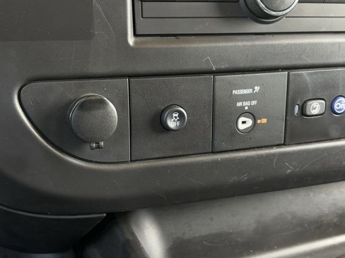 Used 2024 GMC Savana 2500 w/ Driver Convenience Package image 20