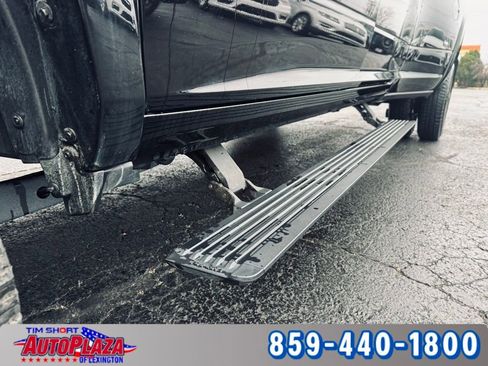 Used 2023 RAM 3500 Limited image 28