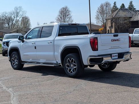 New 2026 GMC Sierra 1500 SLT w/ SLT Premium Plus Package AWD/4WD image 9