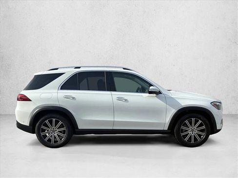 Certified 2024 Mercedes-Benz GLE 450 4MATIC image 4