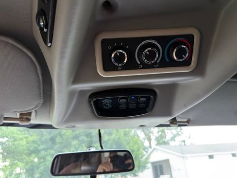 Used 2018 GMC Savana 3500 Extended RWD image 42