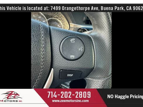 Used 2015 Toyota Corolla LE FWD image 29