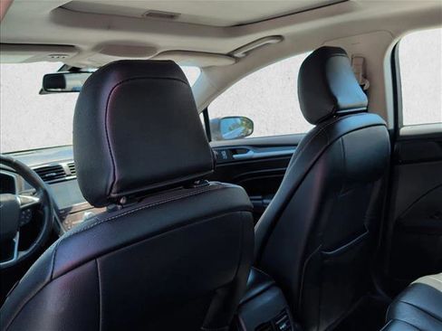 Used 2020 Ford Fusion Titanium FWD image 16
