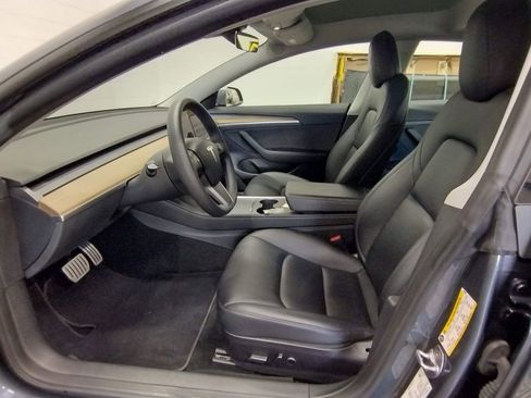 Used 2023 Tesla Model 3 Performance image 22