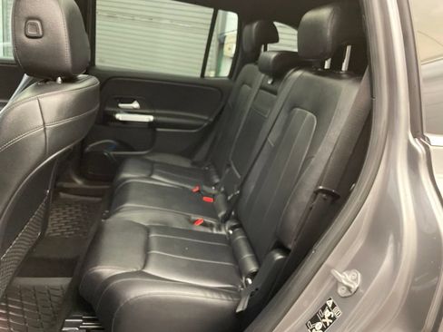 Used 2021 Mercedes-Benz GLB 250 4MATIC image 20