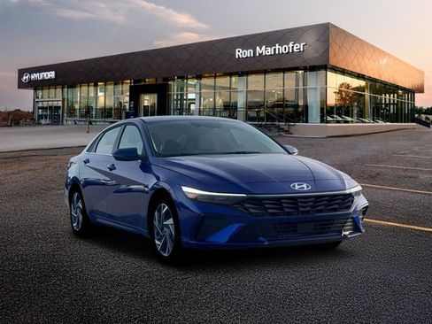 New 2026 Hyundai Elantra Limited image 11