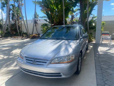 Used 2001 Honda Accord EX image 4