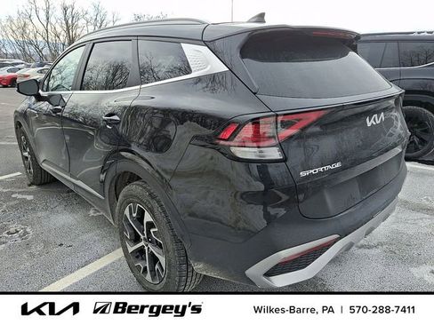 Certified 2023 Kia Sportage EX image 8