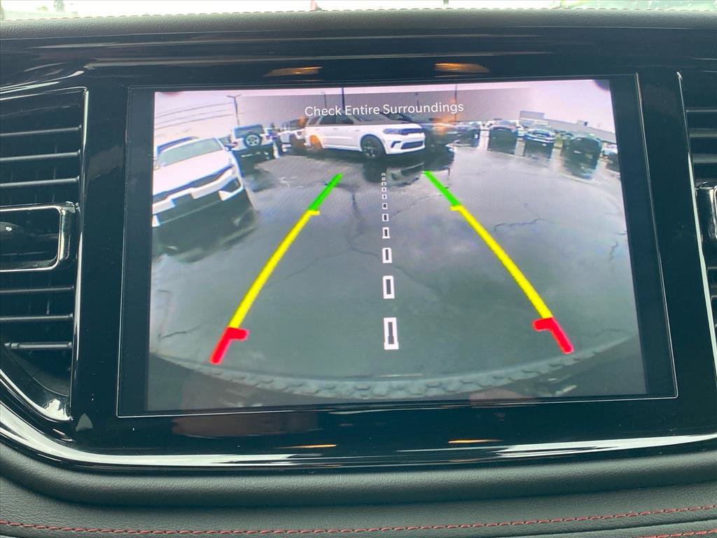 Used 2025 Dodge Durango GT AWD/4WD image 19