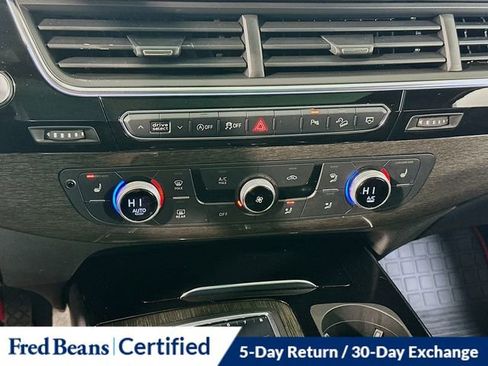 Used 2018 Audi Q7 3.0T Premium Plus w/ Premium Plus Package image 25