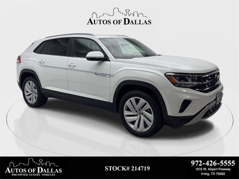 Used 2022 Volkswagen Atlas Cross Sport SE w/ Panoramic Sunroof Package image 1