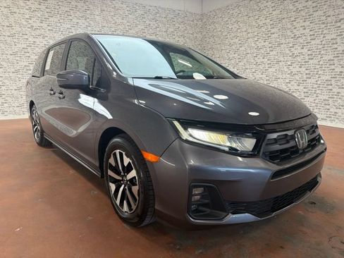 Used 2025 Honda Odyssey EX-L image 9