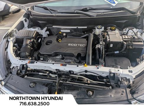 Used 2022 Chevrolet Equinox LT image 38