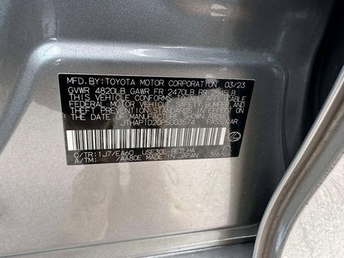 Used 2023 Lexus IS 500 image 37