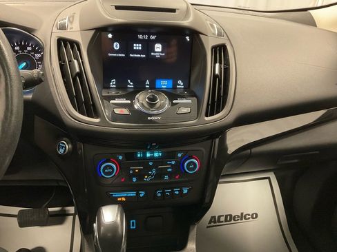 Used 2018 Ford Escape Titanium w/ Ford Safe & Smart Package image 23