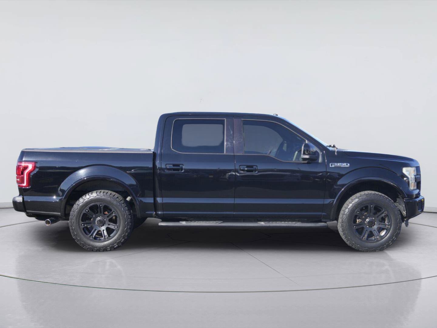 Used 2016 Ford F150 Lariat RWD image 5