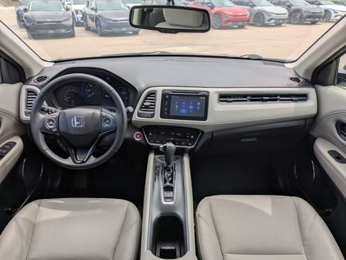 Used 2018 Honda HR-V EX-L image 17