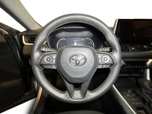 Used 2024 Toyota RAV4 LE AWD/4WD image 12