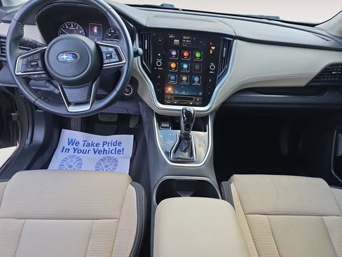 Used 2021 Subaru Outback Premium image 10