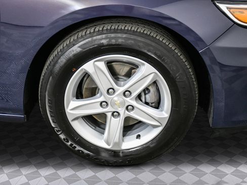 Used 2025 Chevrolet Malibu LS image 33