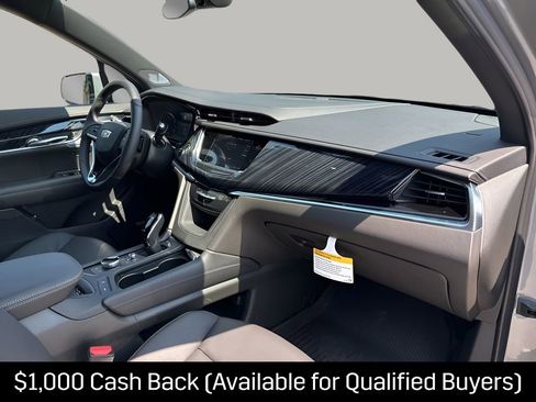 New 2025 Cadillac XT6 Premium Luxury w/ LPO, Floor Liner Package FWD image 16