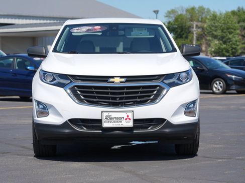 Used 2021 Chevrolet Equinox LS AWD/4WD image 8
