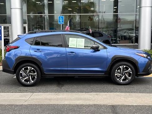 Certified 2025 Subaru Crosstrek 2.5i Premium AWD/4WD image 3
