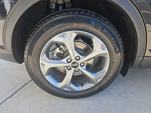 Used 2025 Ford Escape ST-Line FWD image 6