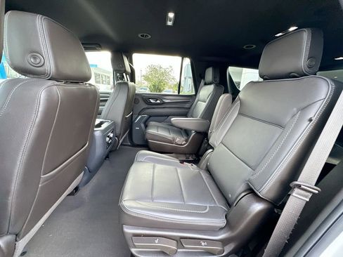 Used 2024 GMC Yukon Denali image 25