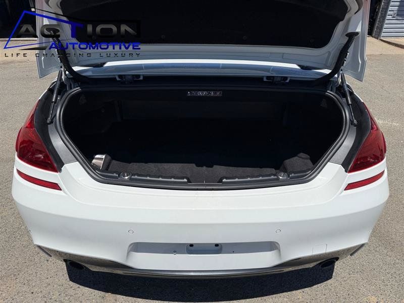Used 2015 BMW 640i Convertible RWD image 18