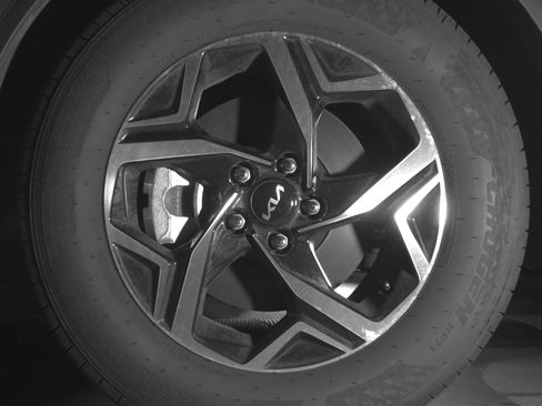 Used 2025 Kia Sportage LX image 12